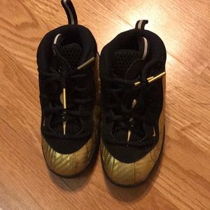 Gold toddler foams